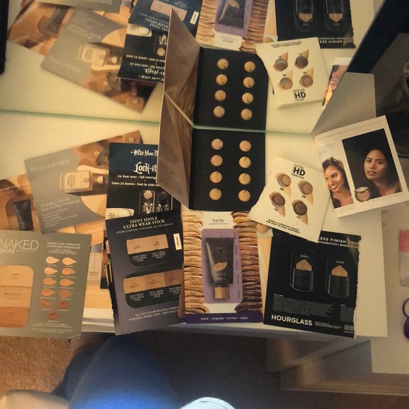 50 High End Foundation Samples - Picture 1 of 1